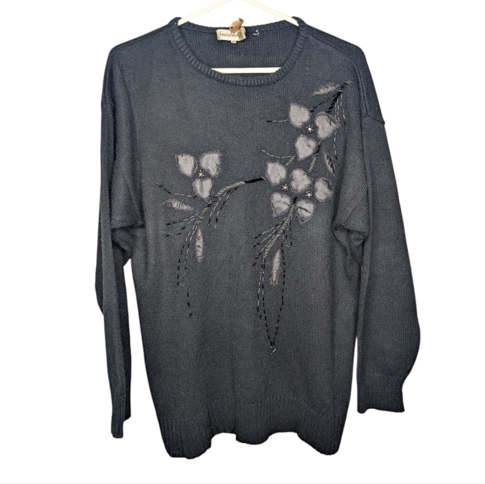 Vintage Sweater Medium black Floral Embroidered Beaded Pullover